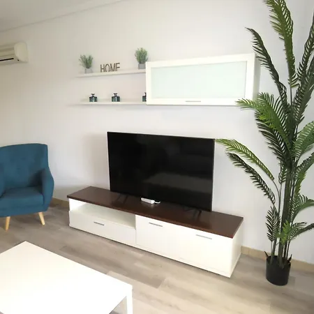 Villamartin Palms Stylish Close To Golf And Ocean With Garden Views *